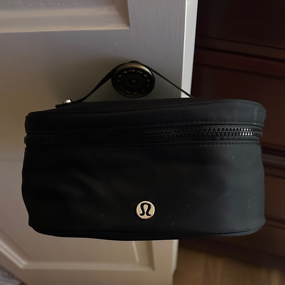 lululemon athletica Black Toiletry Bag